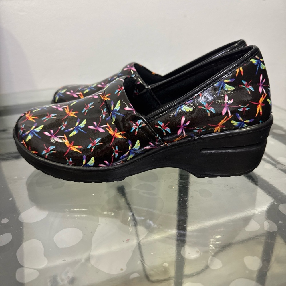 easy street Black Multicolor Dragonfly Slip-On Loafers - Picture 3 of 8